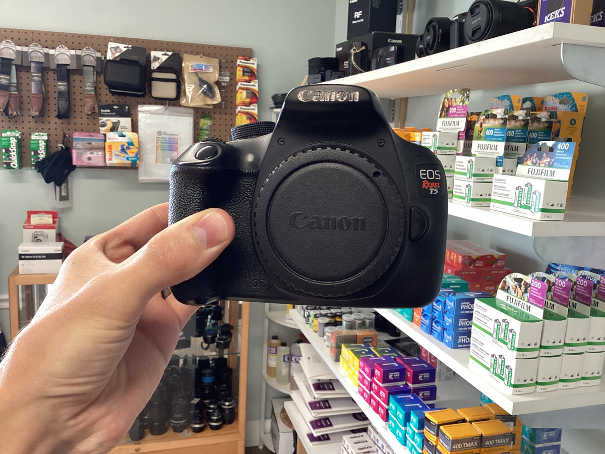 Canon Rebel T5 body