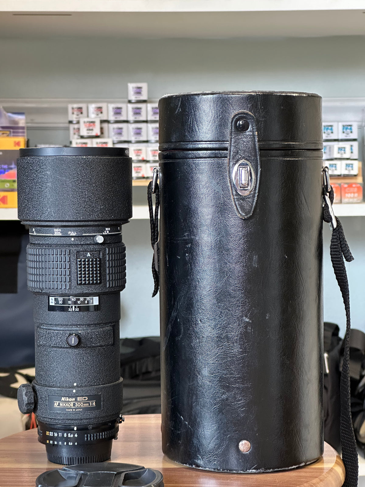 Nikon AF Nikkor 300mm f4 D