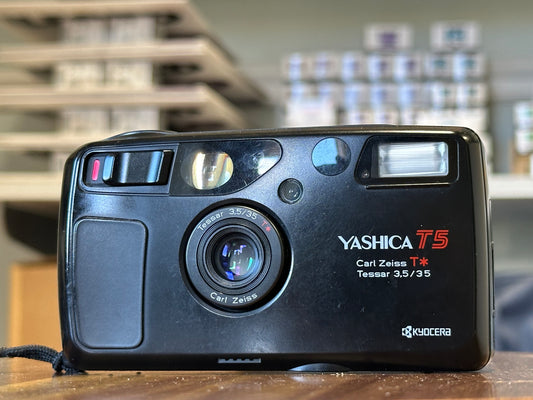 Yashica T5