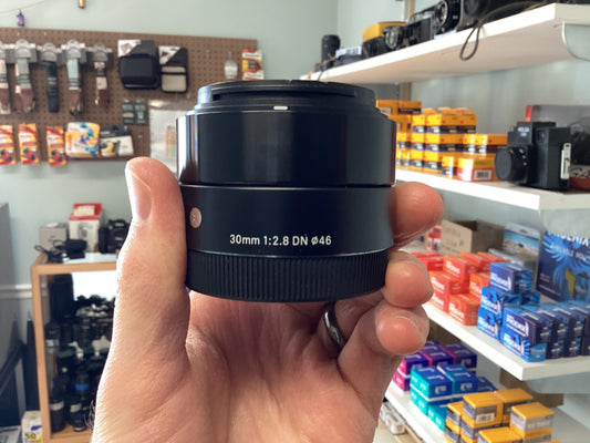 Sigma 30mm f2.8 Sony E aps-c