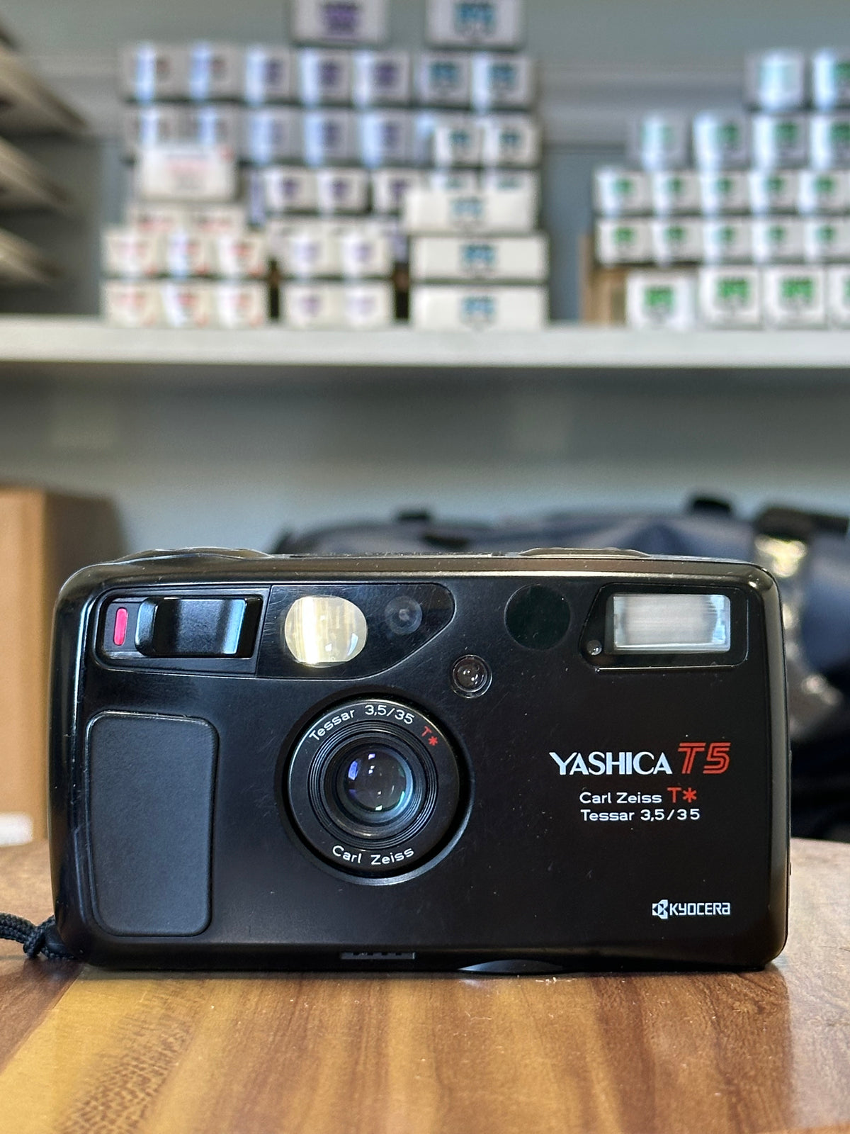 Yashica T5